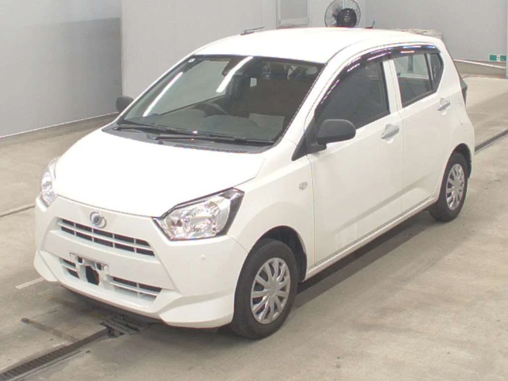 Daihatsu Mira e:S LA350S 2021